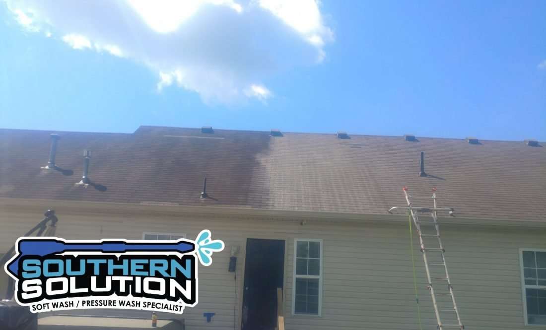 Naples roof cleaning service professional results